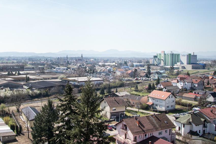 Apartment Travel Hub *** Varazdin Ngoại thất bức ảnh